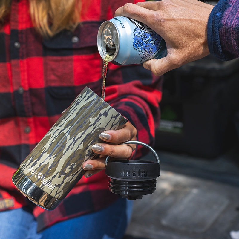 12oz-tkwide-with-cafe-cap-mossy-oak-p8 12oz_tumbler_mossyoak_bottomlands_beer_pour_square.jpg