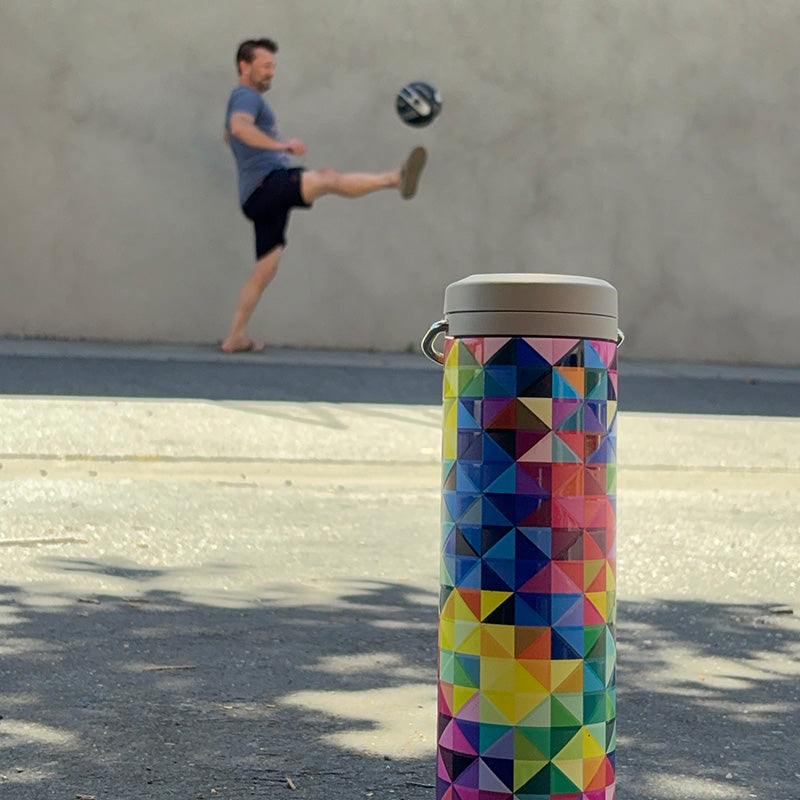 20oz-tkwide-with-twist-cap-mosaic-w6 20oz_tkwide_bottle_seasonal_mosaic_soccerball_player_square.jpg