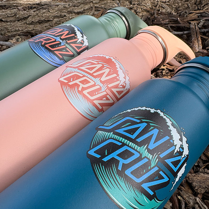 27oz-classic-with-flip-seal-sport-cap-santa-cruz-p5 27oz_classic_water_bottle_santacruz_wave_dot_3_laydown_square.jpg