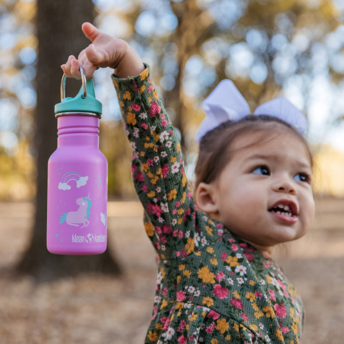 classic-kid-sippy-cap-t4 K12CNSIPPY-UN-kids_bottle_unicorn_lifestyle.jpg