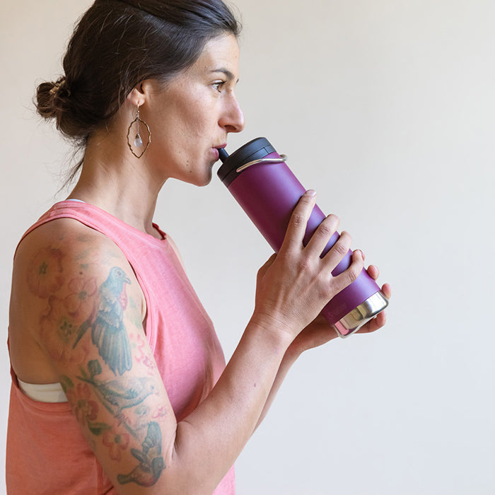 tkwide-twist-cap-with-straw-kit-x3 K20TKWPT-PP-T-TWIST-straw_cap_drinking_yoga_lifestyle_64bb08ca-98d0-4e89-83fd-b166cda65ccd.jpg