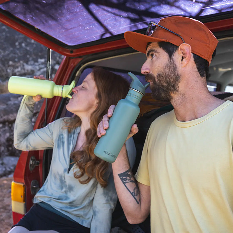 27oz-classic-with-flip-seal-sport-cap-s5 classic_27oz_flip_seal_couple_tailgate_tip-sip_square.jpg