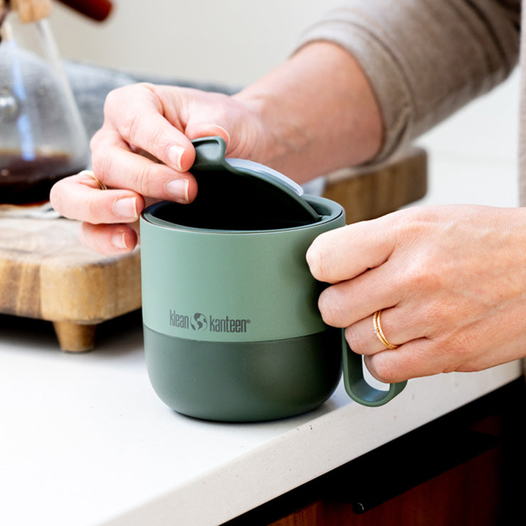 flip-lid-w2 rise_flip_lid_large_coffee_mug.jpg