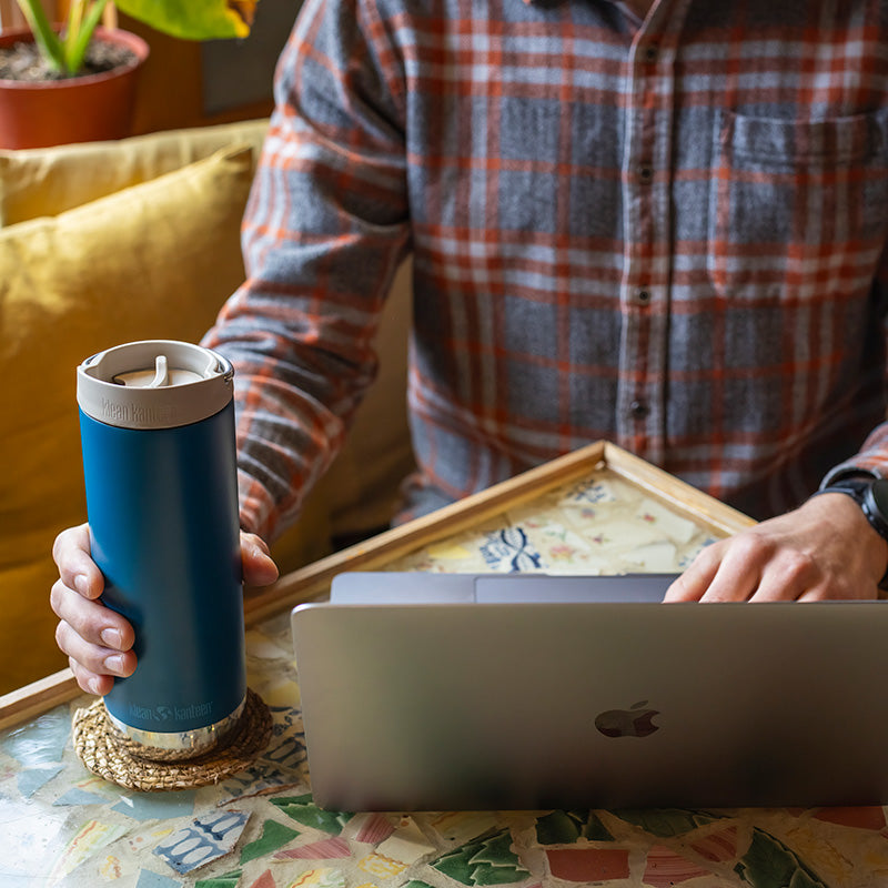 16oz-tkwide-with-cafe-cap-i2 tkwide_16oz_cafe_corsair_cafe_laptop_square.jpg